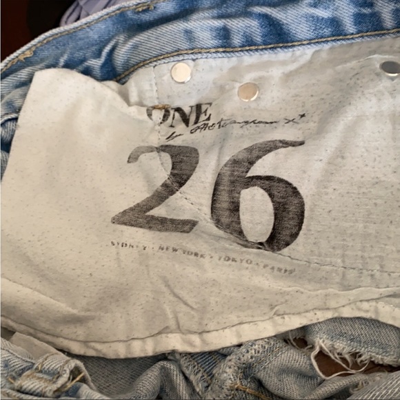 One Tea Spoon Shorts - Picture 2 of 3